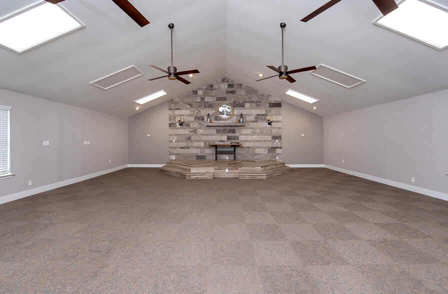 More Photos Of 148 W FM 487, Jarrell Religious Facility For Sale