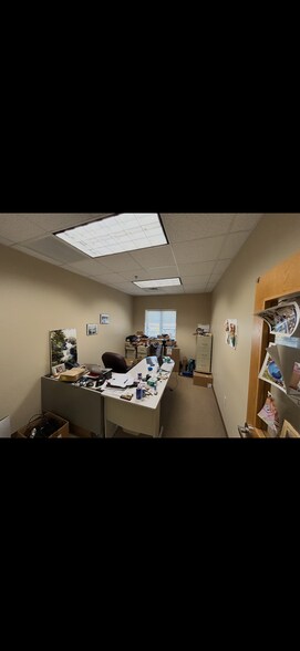 More Photos Of 91 Cedar St, Milford Research And Development For Lease