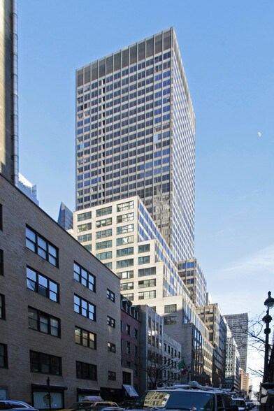 More Photos Of 90 Park Ave, New York Office For Lease