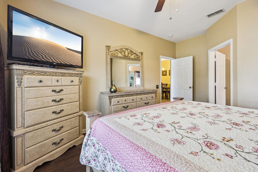 More Photos Of 8160 Fan Palm Way, Kissimmee Specialty For Sale