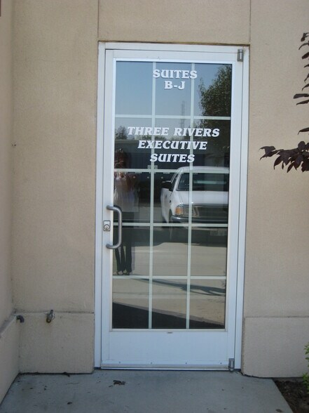 More Photos Of 1245 Tharp Rd, Yuba City Office For Lease
