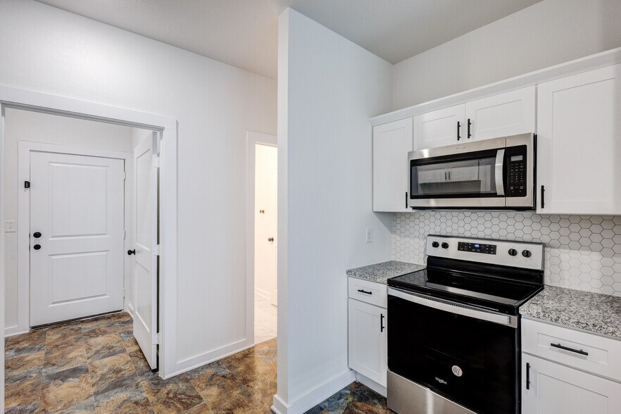 More Photos Of 3202 Wexford Dr, Garland Multifamily For Sale