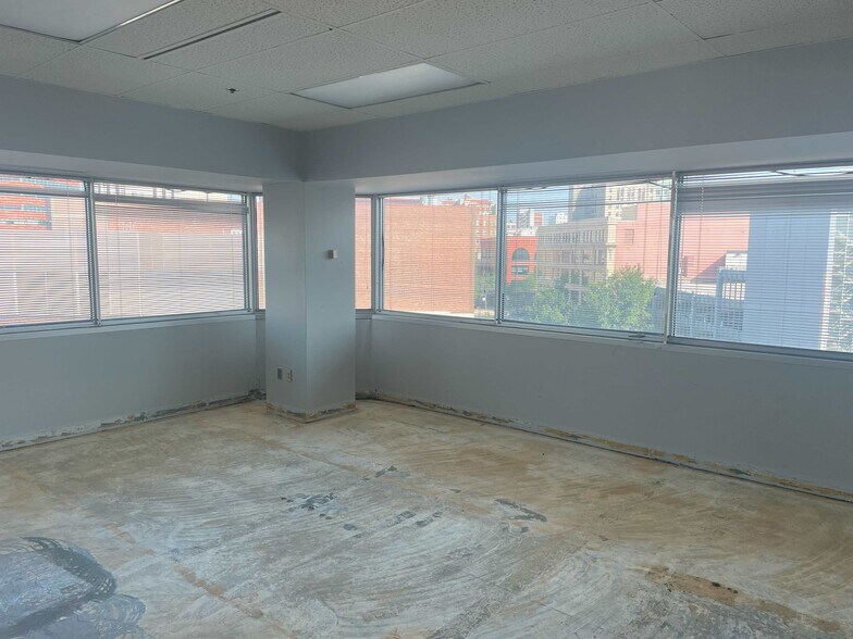 More Photos Of 425 2nd St SE, Cedar Rapids Office For Sale