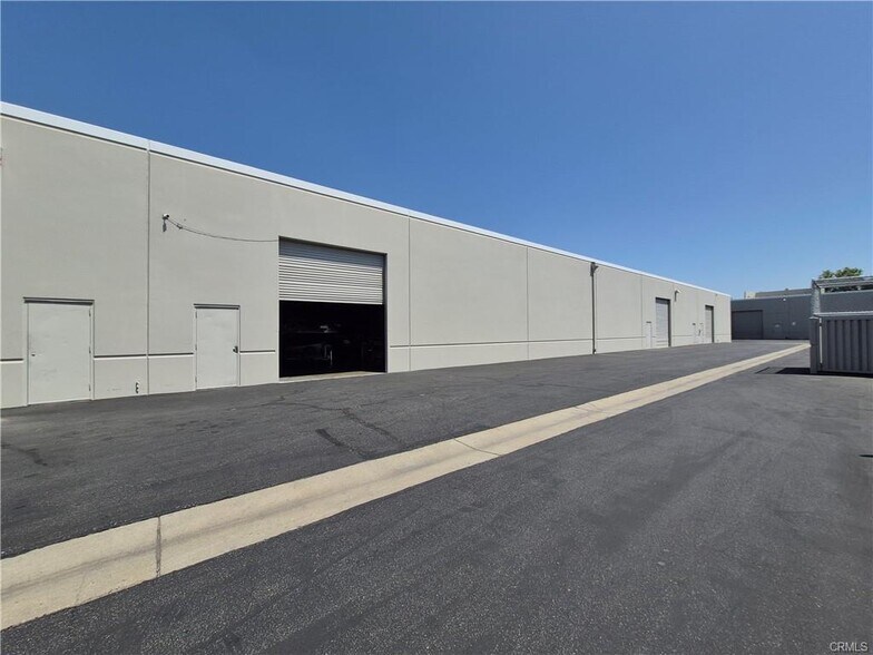 More Photos Of 15370 Fairfield Ranch Rd, Chino Hills Warehouse For Sale