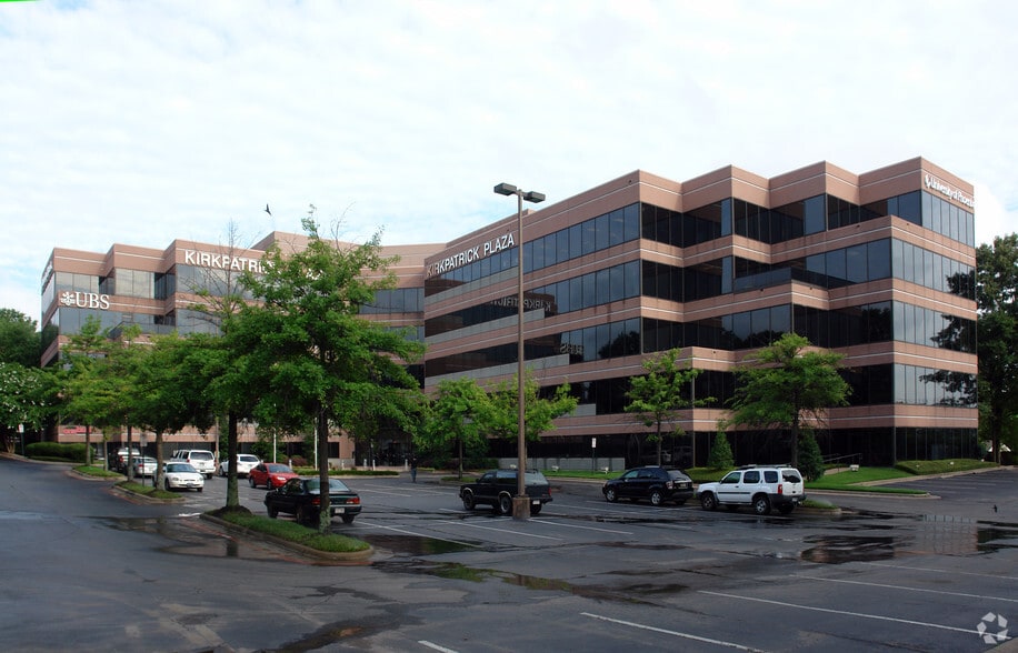 Primary Photo Of 10800 Financial Centre Pkwy, Little Rock Office For Lease
