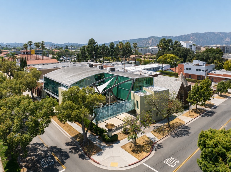 More Photos Of 320 E Harvard St, Glendale Loft Creative Space For Sale