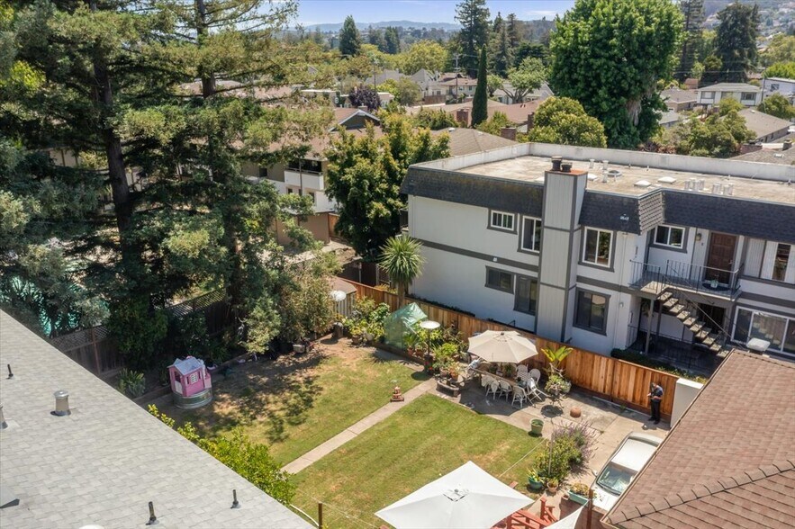 More Photos Of 109 Hobart Ave, San Mateo Apartments For Sale