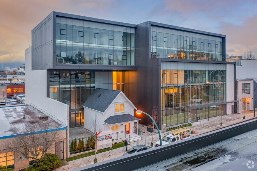 More Photos Of 63 6 Th Av W, Vancouver Medical For Sale