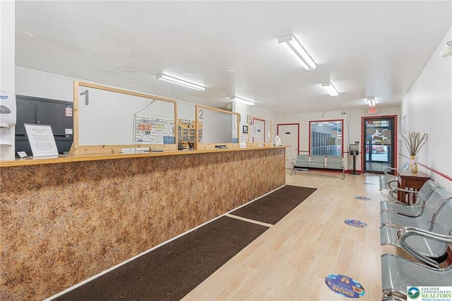More Photos Of 915 W Hamilton St, Allentown Office Residential For Sale