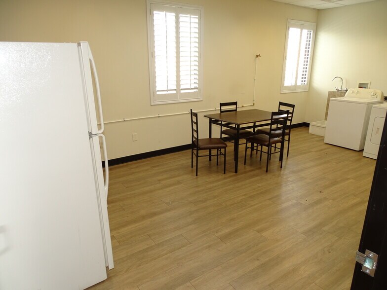 More Photos Of 750 Coronado Center Dr, Henderson Medical For Lease