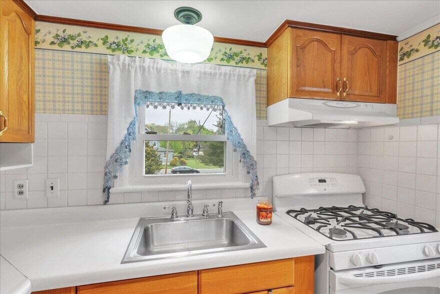 More Photos Of 47-49 Furnace ave, Wanaque Flex For Sale