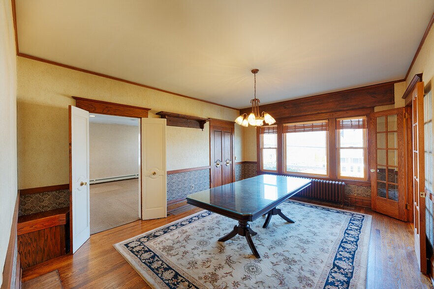 More Photos Of 105 Gleneida Ave, Carmel Office For Sale