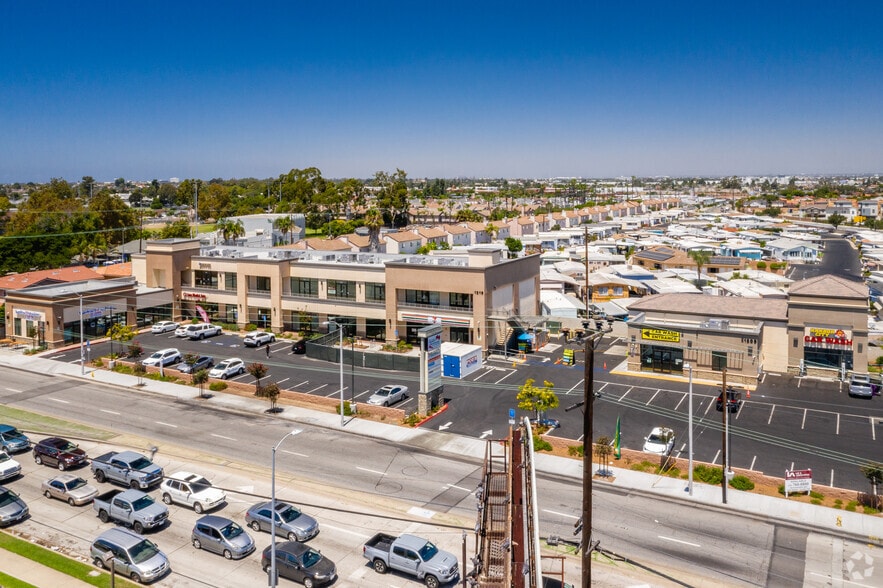 More Photos Of 1219 Lomita Blvd, Harbor City Freestanding For Lease