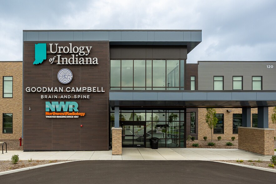 More Photos Of 120 Avon Marketplace, Avon Medical For Lease