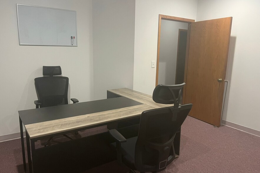 More Photos Of 6200-6250 Excelsior Blvd, Saint Louis Park Office For Lease