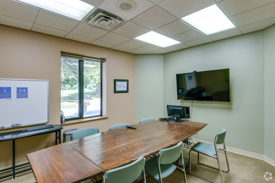 More Photos Of W139N9499 State Highway 145, Menomonee Falls Manufacturing For Sale