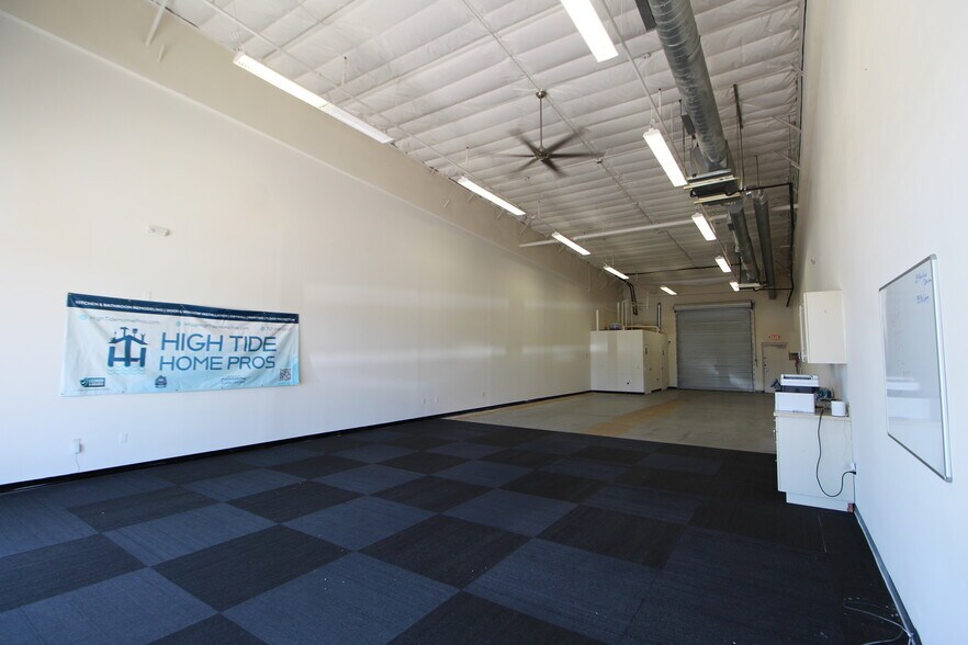 More Photos Of 4050 N Washington Blvd, Sarasota Unknown For Lease
