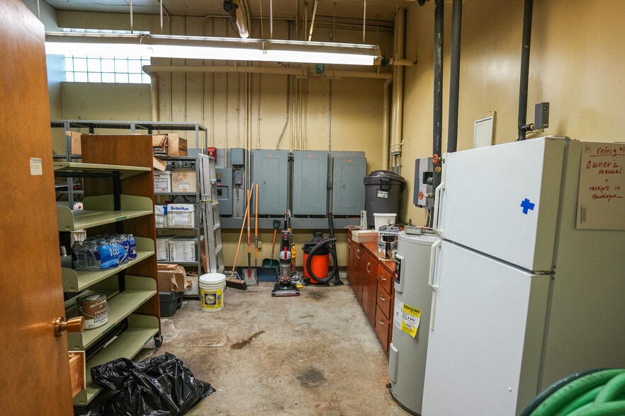 More Photos Of 431 Delaware Ave, Palmerton Office For Sale