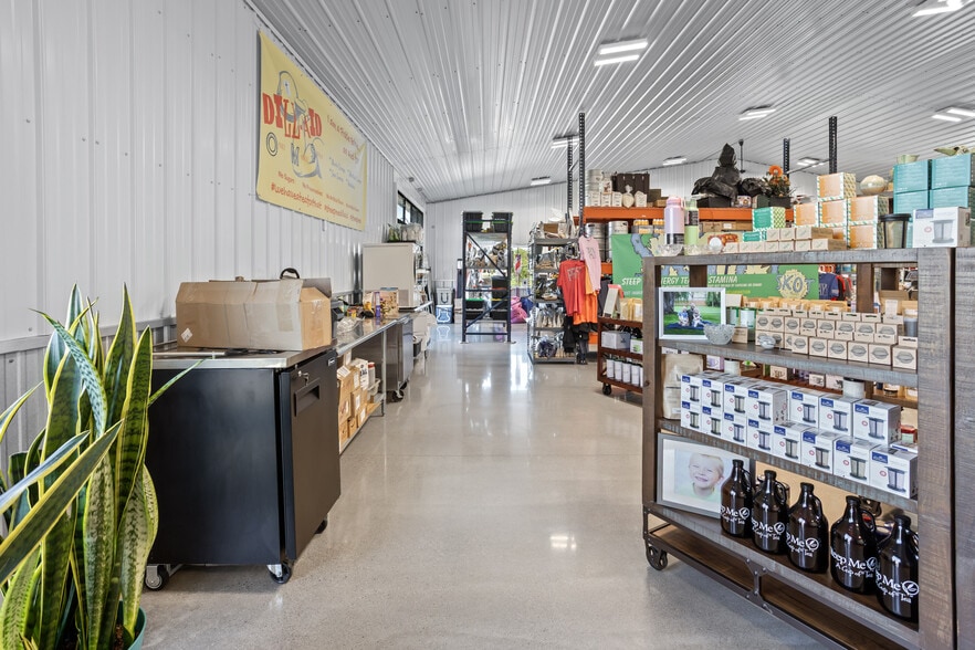 More Photos Of 5498 51st Ave S, Fargo General Retail For Sale