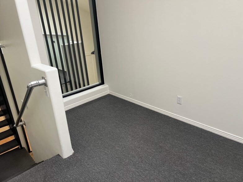 More Photos Of 3431 Wesley St, Culver City Loft Creative Space For Lease