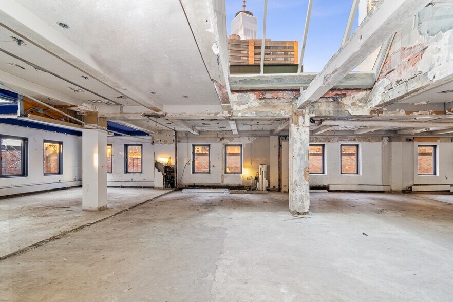 More Photos Of 40 Rector St, New York Office For Lease