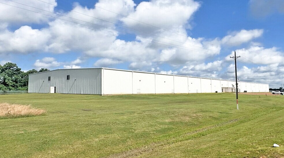 More Photos Of 1706 Cypress Ave, Greenwood Manufacturing For Sale