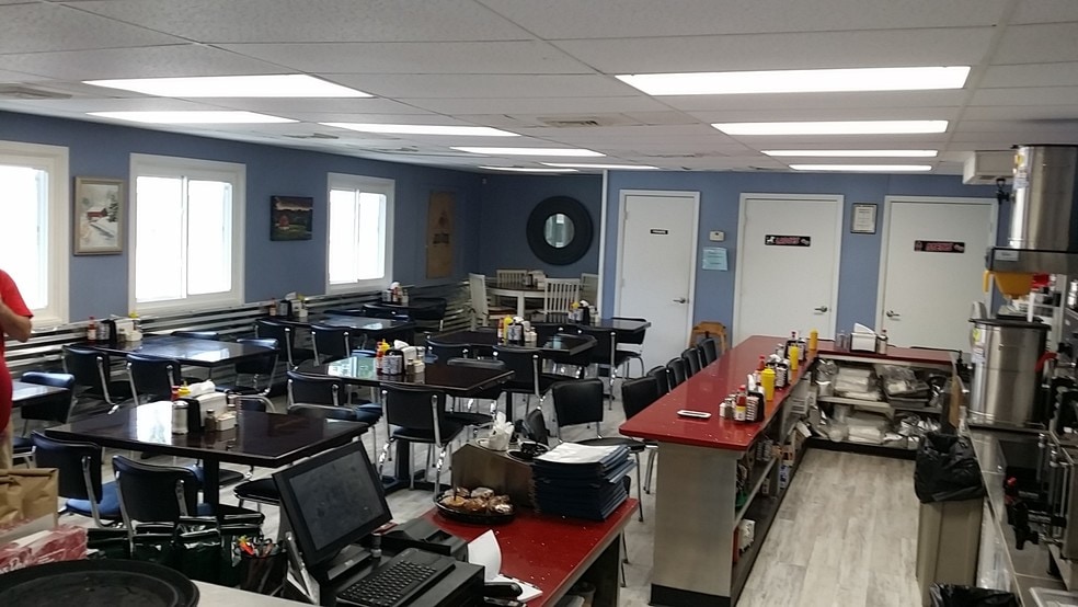 More Photos Of 6415 Beach Dr SW, Ocean Isle Beach Restaurant For Sale