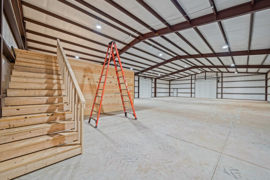 More Photos Of 6322 F M 2641, Shallowater Industrial For Lease