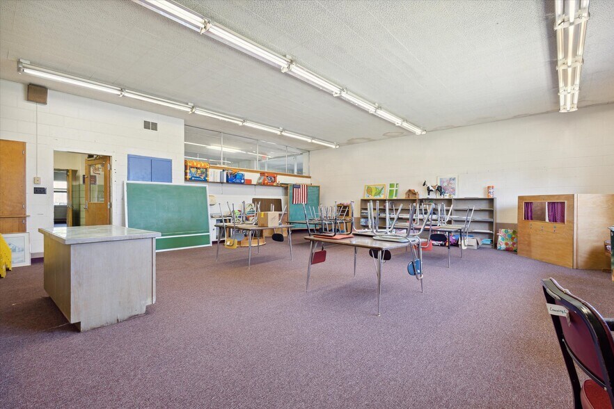 More Photos Of 502 Claremont St, Buchanan Schools For Sale