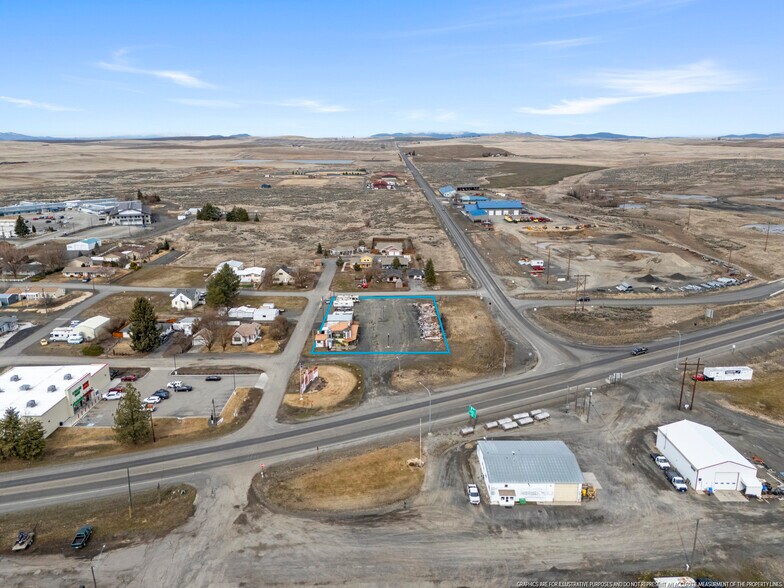 More Photos Of 30 Logan St, Davenport Hotel For Sale