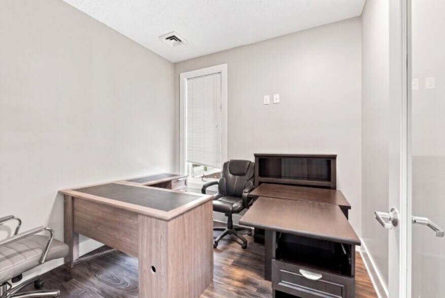 More Photos Of 9250 Highway 17 Byp, Murrells Inlet Office For Sale