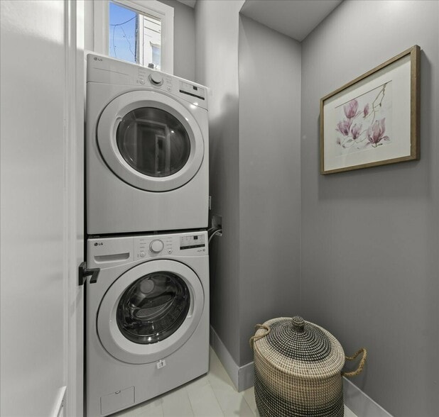 More Photos Of 1431 Grant Ave, San Francisco Multifamily For Sale