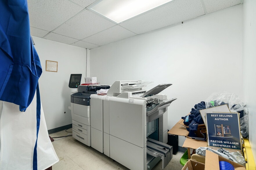 More Photos Of 5913-17 Chestnut St, Philadelphia Apartments For Lease