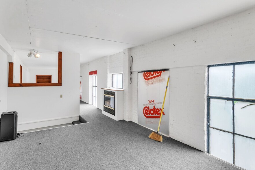 More Photos Of 260 Columbus Ave, Pittsfield Storefront Retail Office For Sale