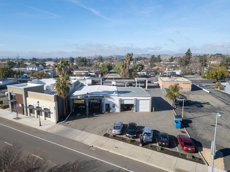 More Photos Of 2653 Old 1st St, Livermore Auto Repair For Sale
