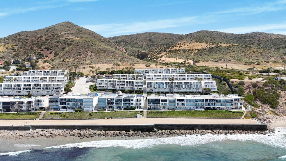 More Photos Of 11914 Beach Club Way, Malibu Multifamily For Sale