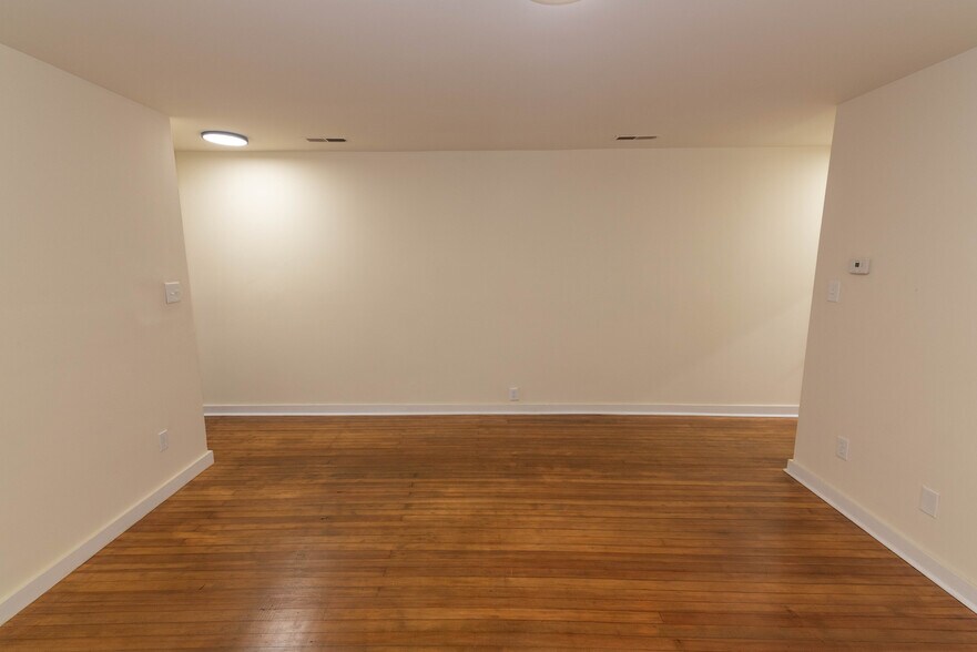 More Photos Of 2100-2102 Maryland Ave, Baltimore Apartments For Sale