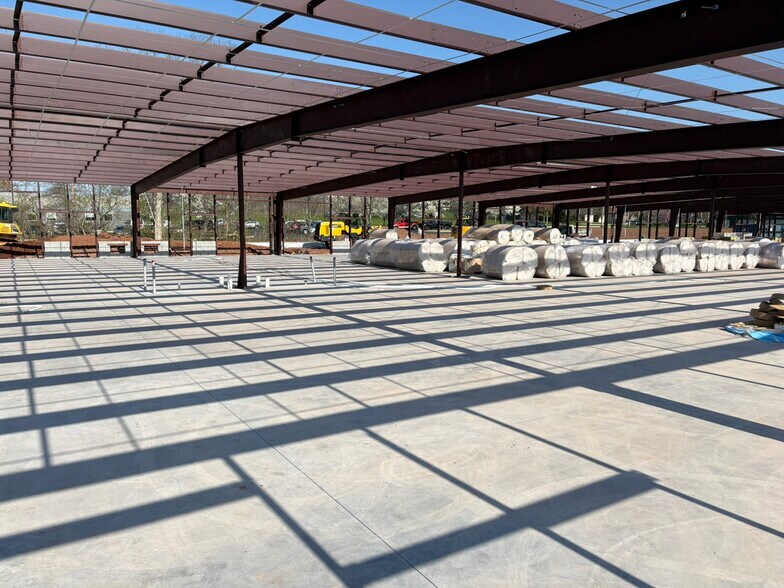 More Photos Of 130 Christopher Ln, Lower Salford Warehouse For Lease