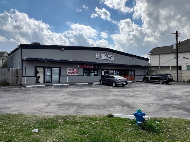 Primary Photo Of 226 Cavalcade St, Houston Freestanding For Sale