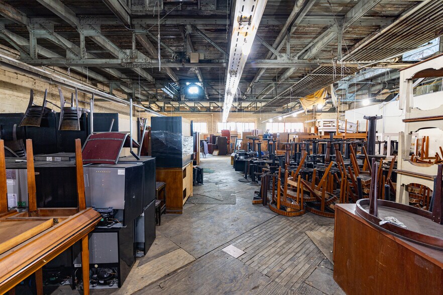 More Photos Of 2221 S Michigan Ave, Chicago Manufacturing For Sale