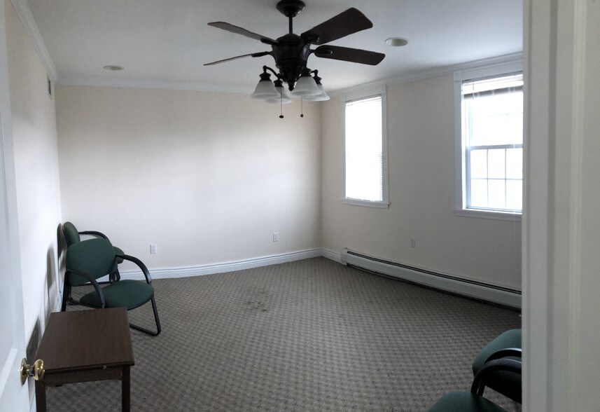 More Photos Of 80 Broad St, Phillipsburg Office Residential For Sale