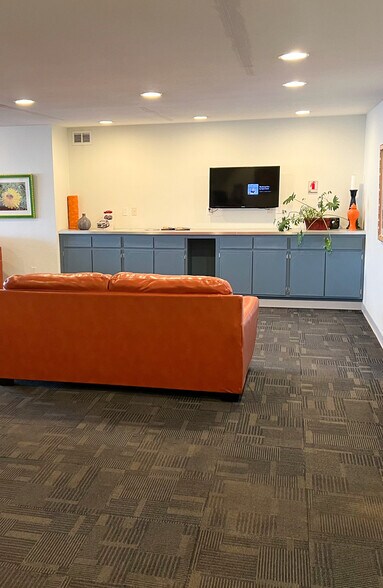 More Photos Of 1040 Paseo Del Pueblo Sur, Taos Auto Dealership For Sale