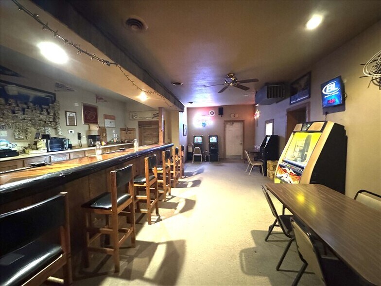 More Photos Of 205 N Macon St, Bevier Restaurant For Sale