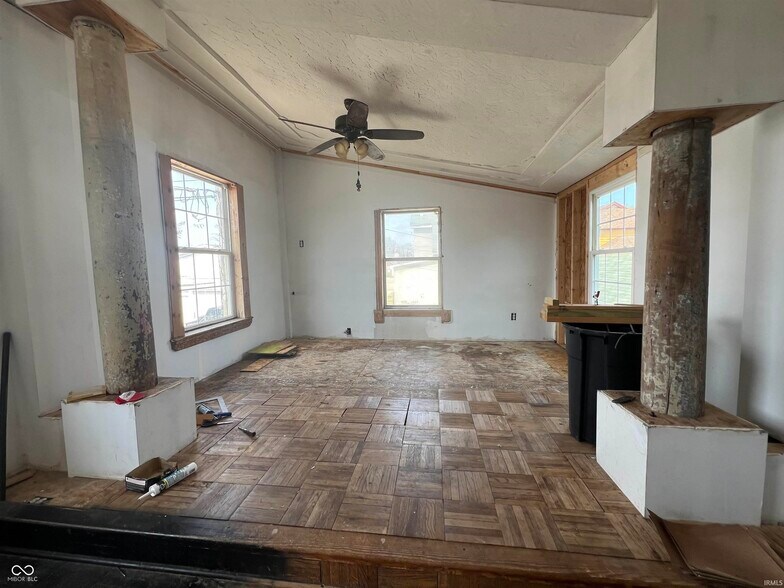 More Photos Of 100 S 19th St, New Castle Storefront Retail Residential For Sale