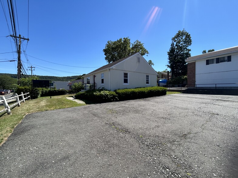 Primary Photo Of 5 S Route 9W, West Haverstraw Office For Lease