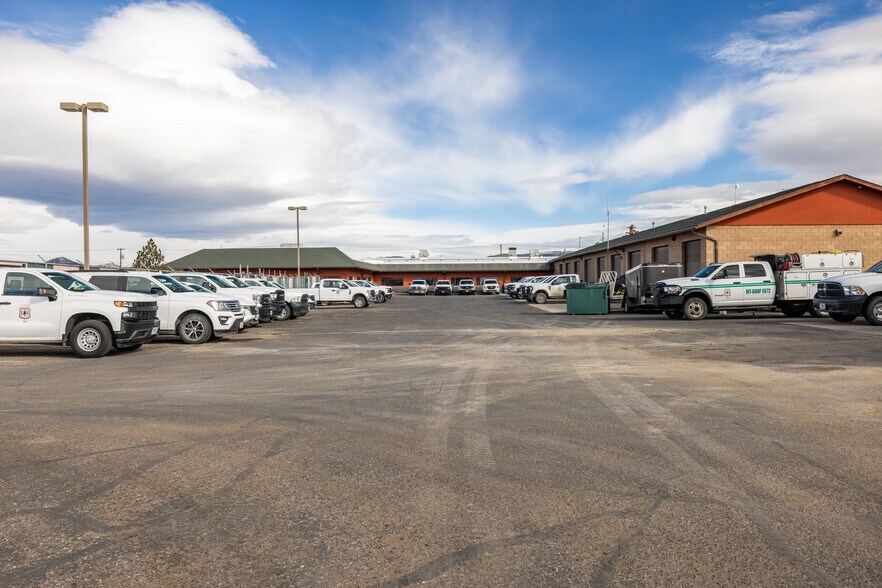 More Photos Of 1820 Meadowlark ln, Butte Office For Sale