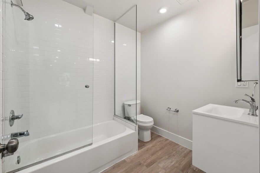 More Photos Of 2539-2541 Lombard St, San Francisco Apartments For Sale