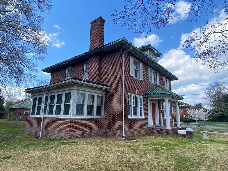 More Photos Of 3822 Chamberlayne Ave, Richmond Assisted Living For Sale