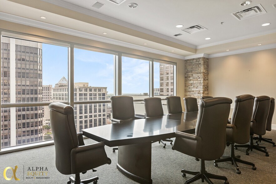 More Photos Of 189 S Orange Ave, Orlando Office Residential For Sale