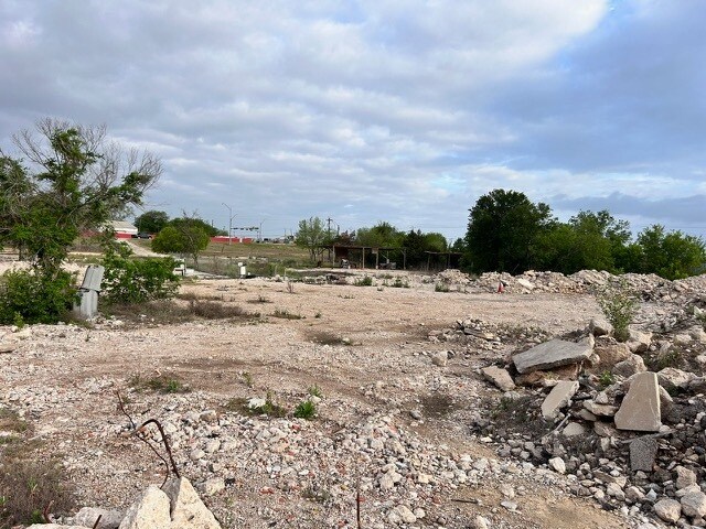 More Photos Of 10412 Highway FM 812, Del Valle Land For Sale